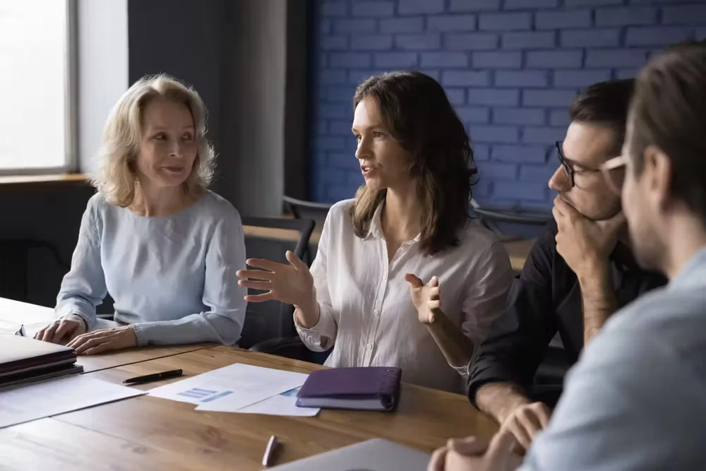 Women describe the issue in the meeting